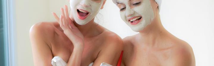 Wiralowe kosmetyki zmieniają rynek beauty. Od TikToka po Amazon - kto dziś kształtuje trendy?